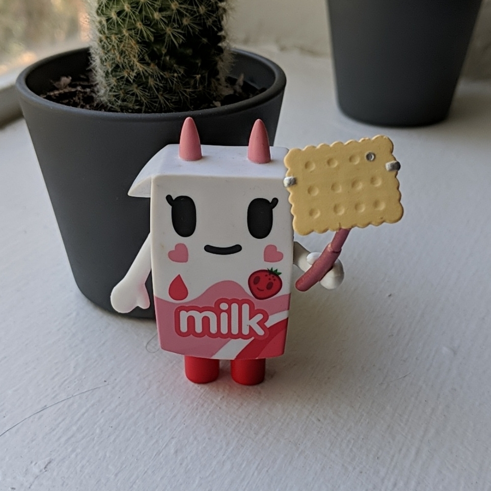 Tokidoki Strawberry milk